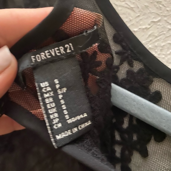 Blouse - Picture 4 of 6